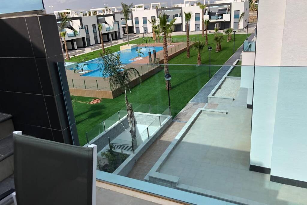 Oasis Beach Dream Holiday Гуардамар дел Сегура Екстериор снимка